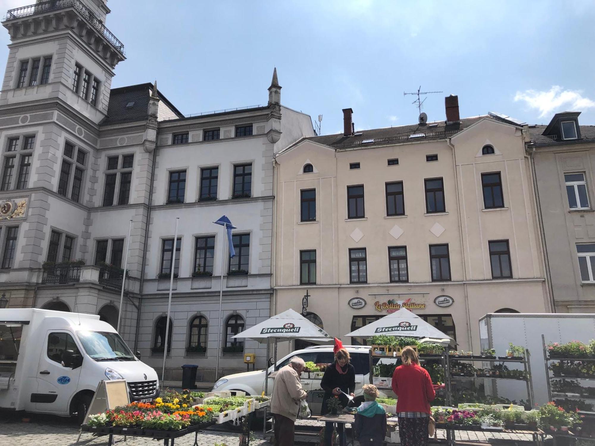 Kleinzimmer Am Markt Oelsnitz  Ngoại thất bức ảnh